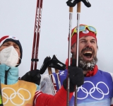 Российские лыжники взяли золото в эстафете с минутным отрывом