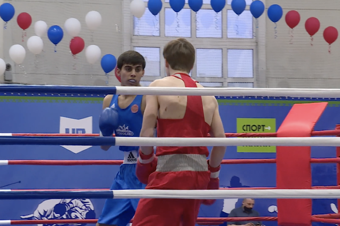 В СК «Арена» открылся чемпионат Уральского федерального округа по боксу 