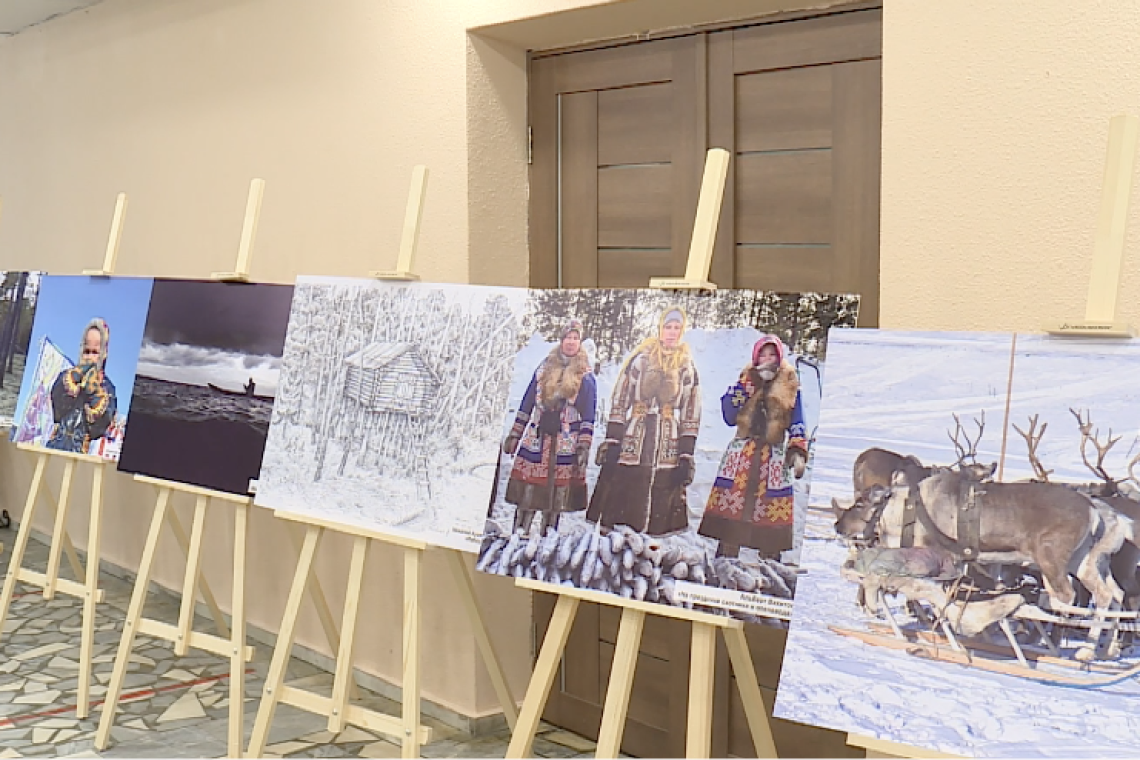 Центр коренных народов Севера «Тор-най» презентовали новый проект - выставку «Времен связующая нить»