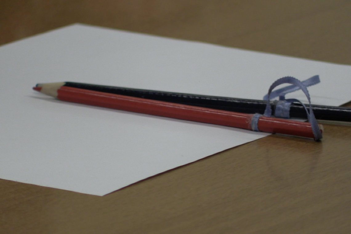 Что могут сделать два связанных карандаша и листок бумаги с точки зрения психологии?