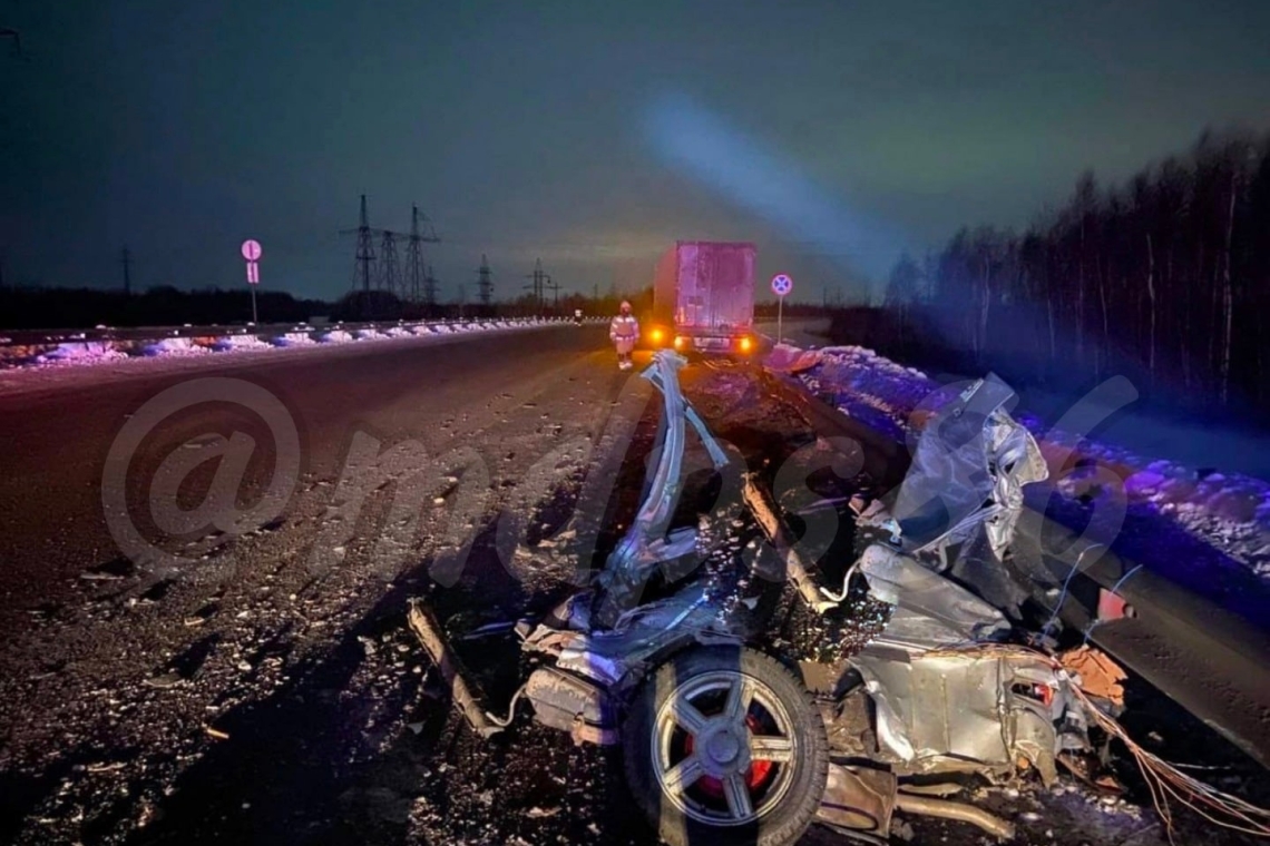 На дороге между Сургутом и Нефтеюганском произошло смертельное ДТП