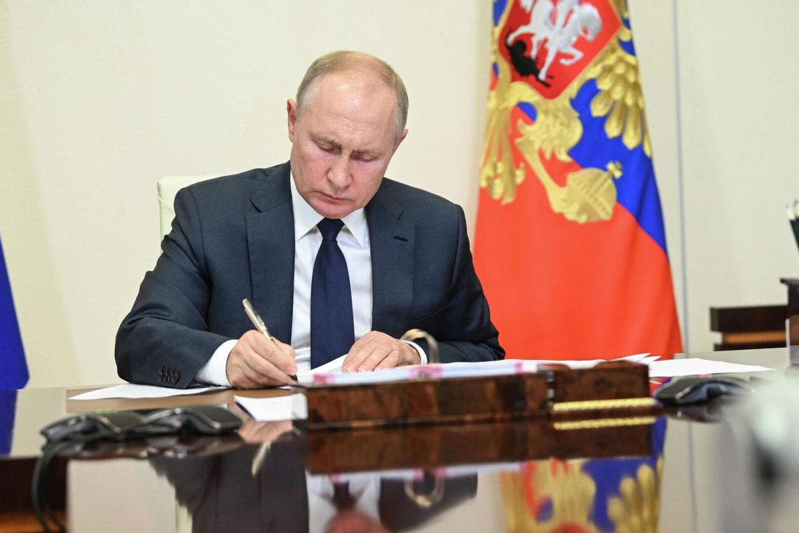 Владимир Путин подписал указ о призыве резервистов на военные сборы