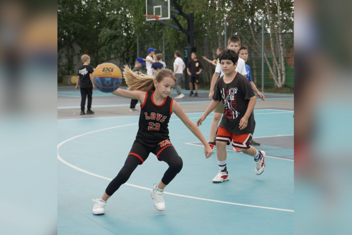 В Нижневартовске продолжается спартакиада летних лагерей «Самотлорские спортивные игры»