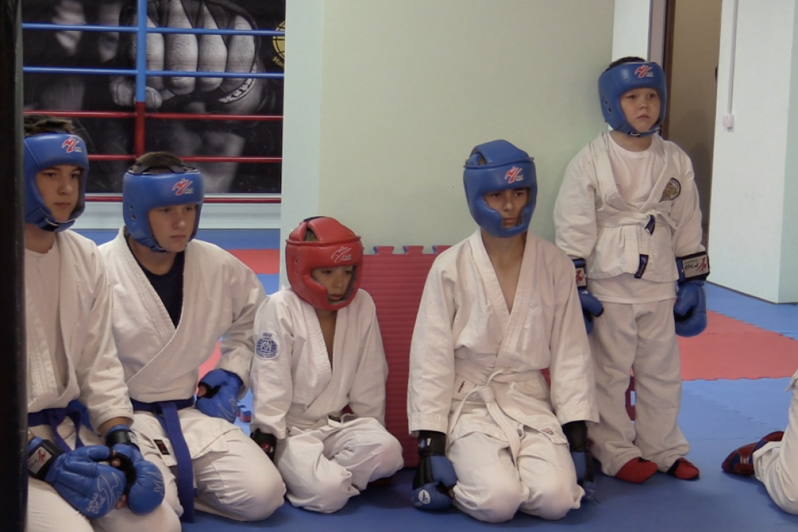 В Нижневартовске отремонтировали спортивный зал для детей, которые занимаются рукопашным боем