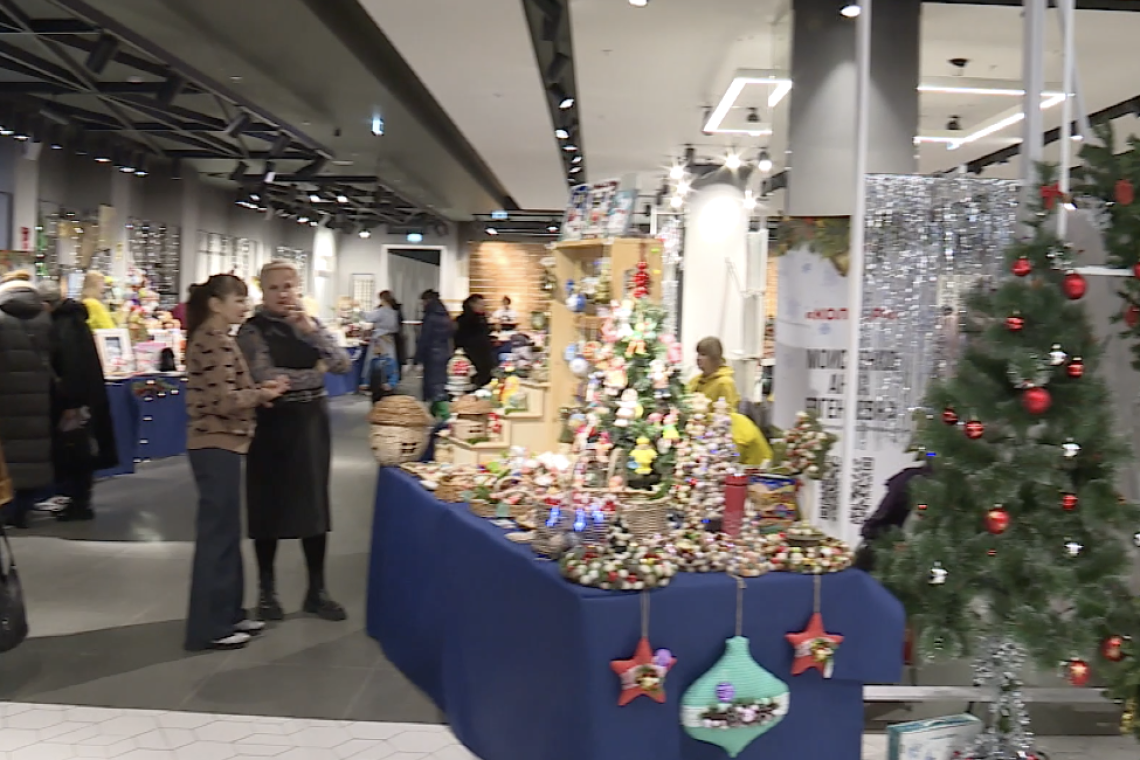 В одном из торговых центров Нижневартовска прошла выставка-ярмарка «Новогодний Бум»