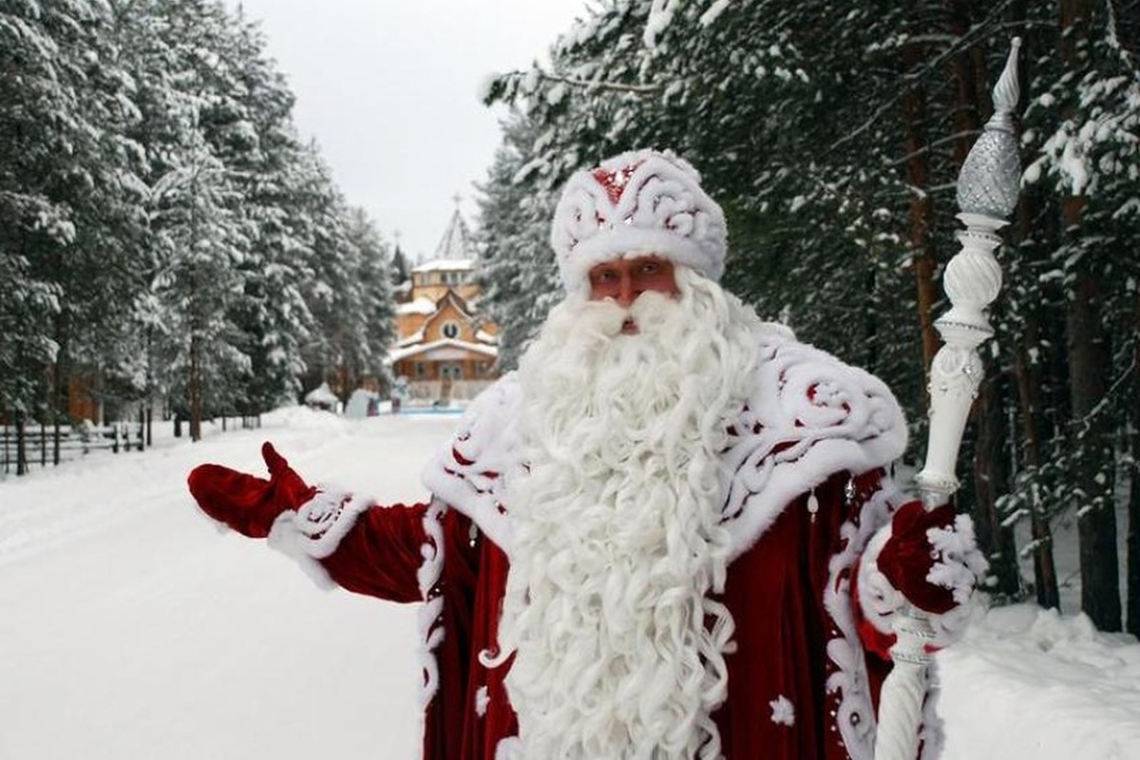 В Югре начала работу горячая линия Деда Мороза
