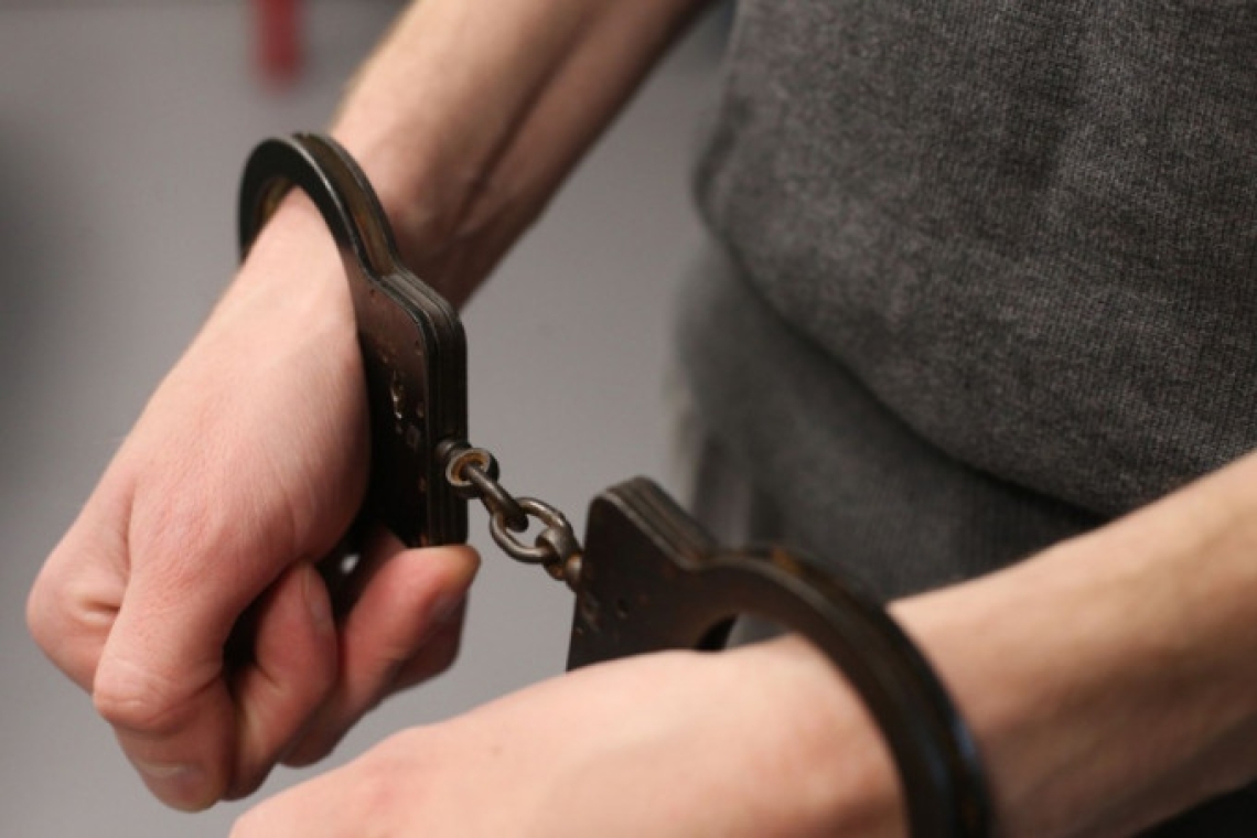 В Нижневартовске задержаны сбытчики наркотиков из Иркутска