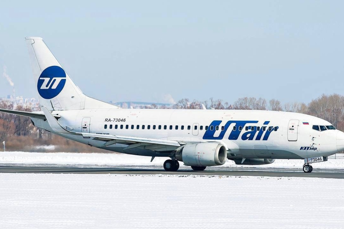 Самолет авиакомпании Utair потерял высоту из-за неисправности генератора