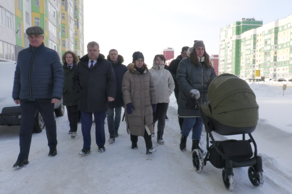 Депутаты городской Думы отправились в рейд по проблемным местам Нижневартовска