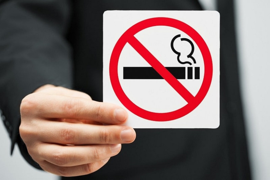 В ХМАО планируют штрафовать за курение в общественных местах