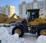 Борьба со снегом в Нижневартовске продолжается