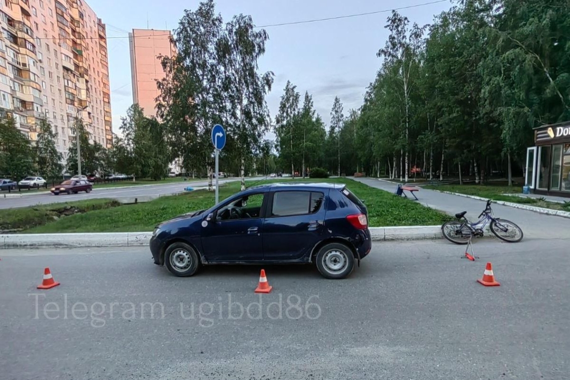 В Нижневартовске произошло ДТП по вине юной велосипедистки 